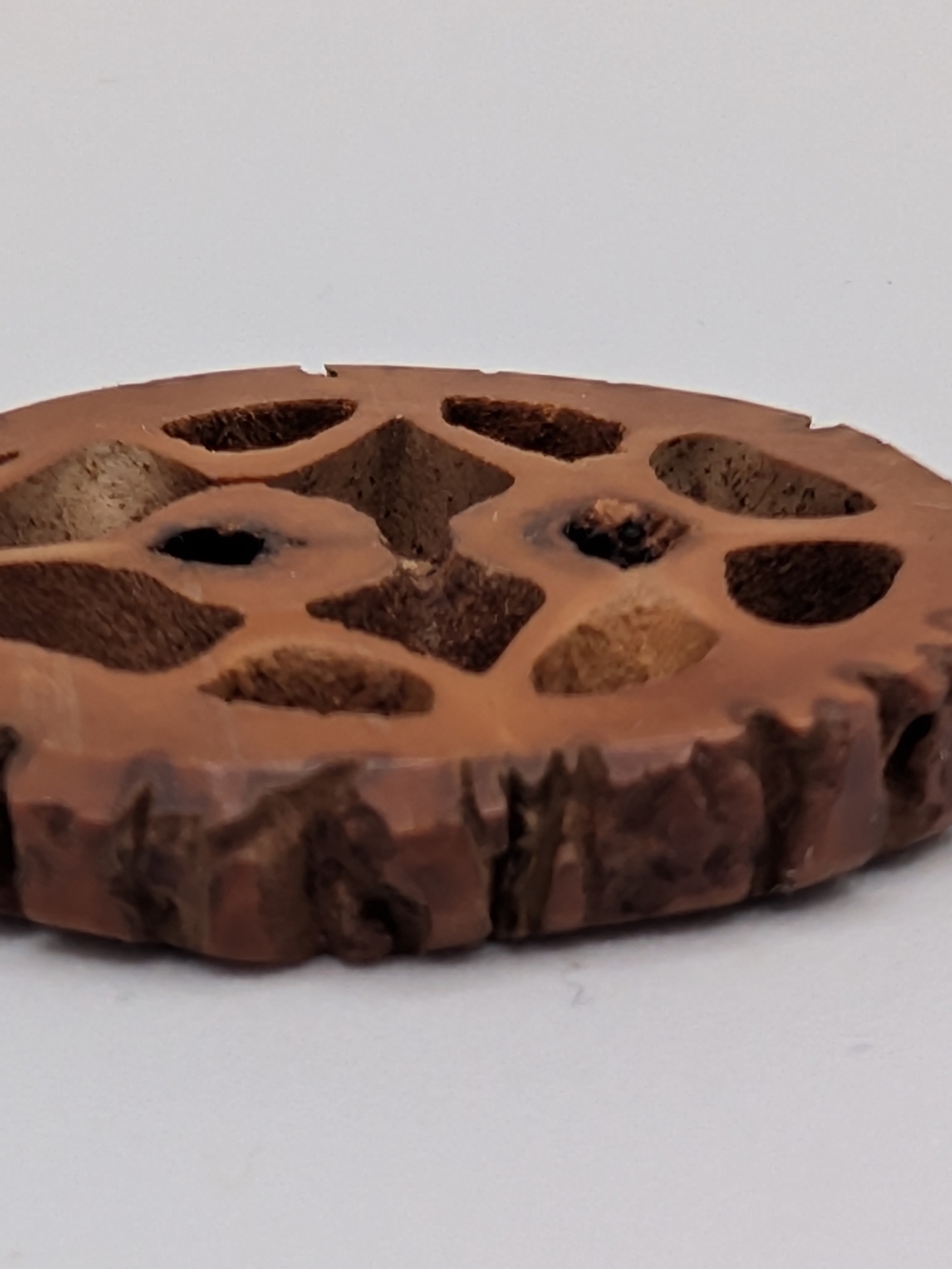 Walnut Shell Slice Buttons - Picture 3 of 6